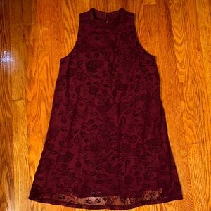Elegant Burgundy Sleeveless Dress